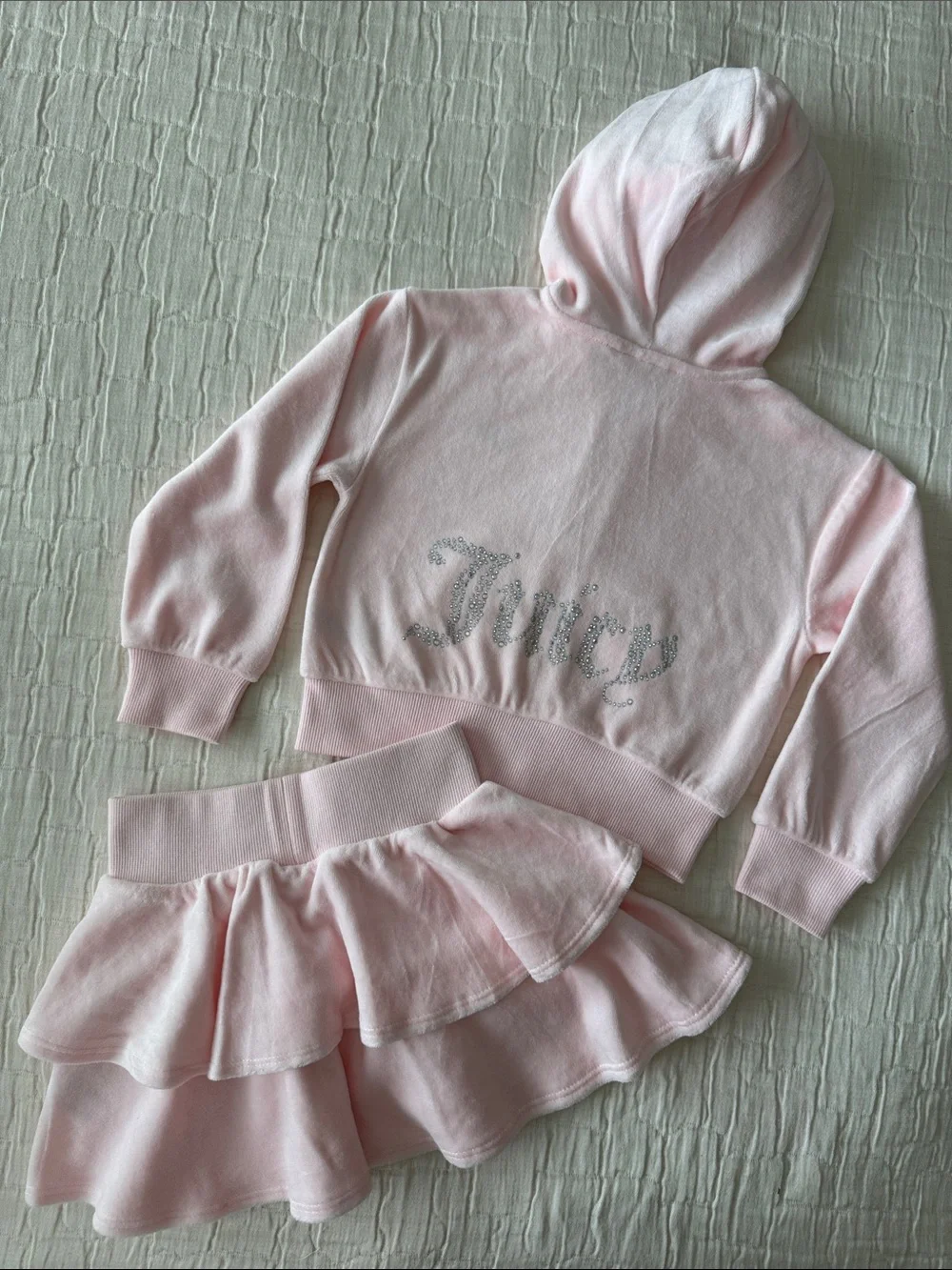 Juicy Couture NWT Pc Toddler Velour Hooded Zip and Skirt - Pink, Size 4T